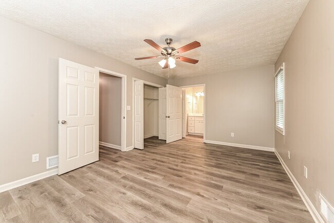 Building Photo - 709 Cloudland Ct