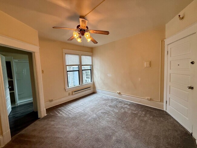 Building Photo - WESTLING EAST PIKE APARTMENTS