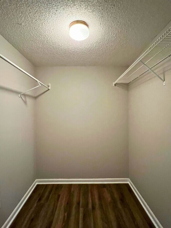Building Photo - 3/2 in Sugarmill with pool access!