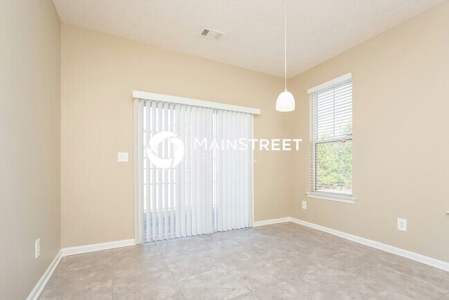 Building Photo - 3 Bedroom Pet-Friendly Home in Atlanta, GA with Main Street Renewal
