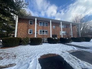 Building Photo - 11-21-21 Ashdown Rd