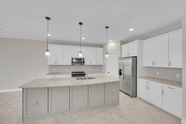 Building Photo - 4995 Cavelletti Rd