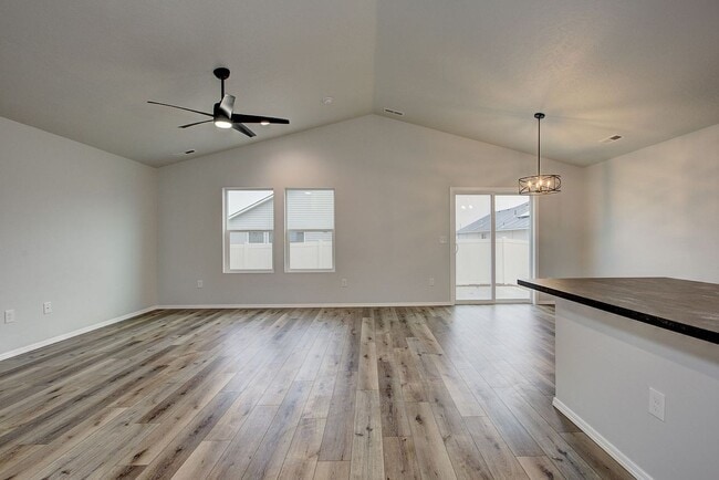Building Photo - The 3 bedroom, 2 bedroom home also has a f...