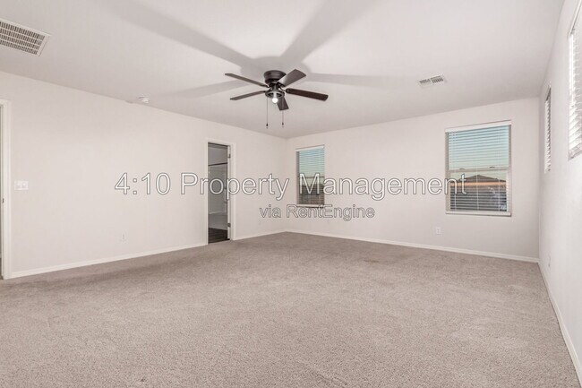 Building Photo - 142 W Impala Dr