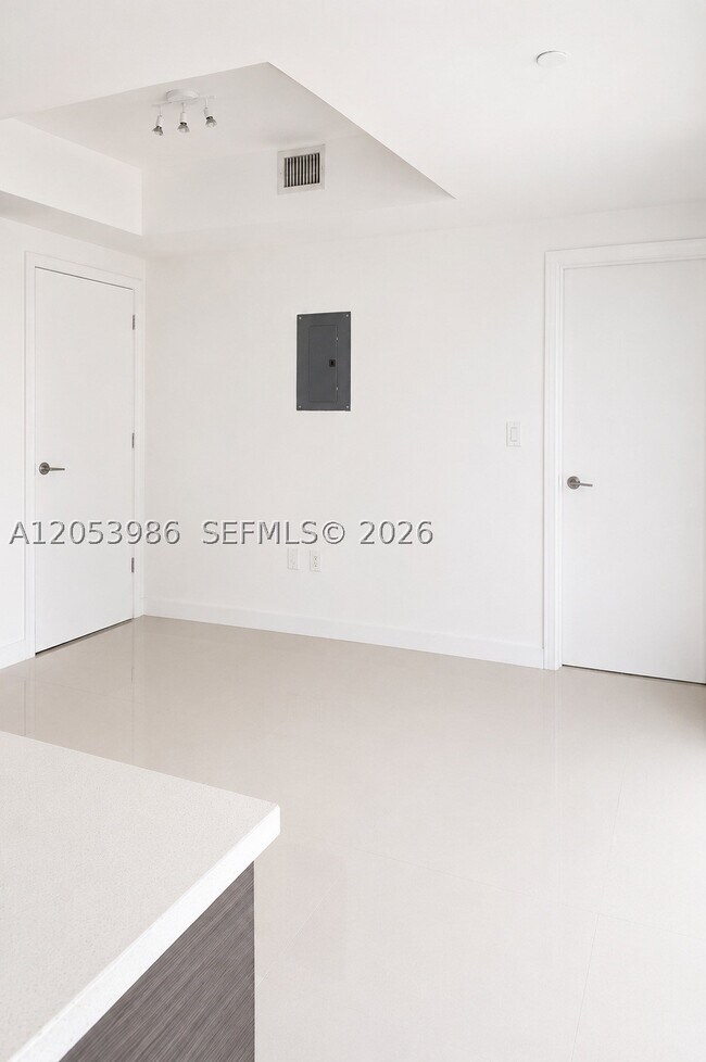 Building Photo - 500 Brickell Ave