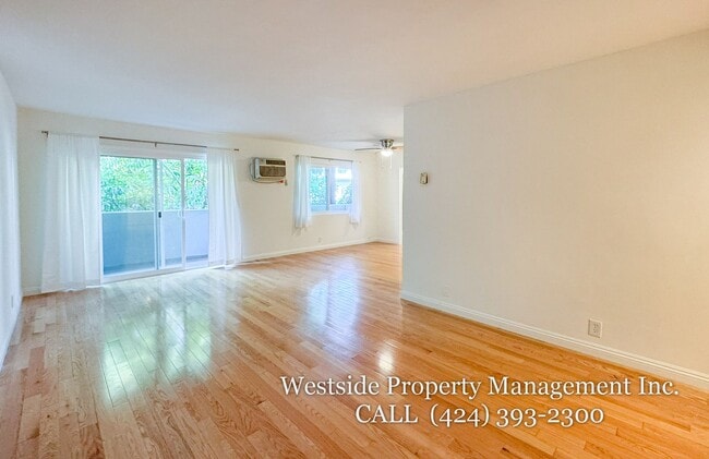 Building Photo - 645 Westmount Dr
