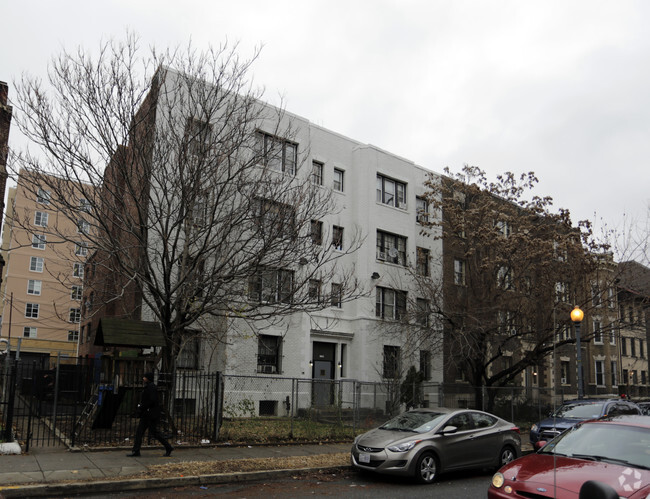 Exterior Photo - 1433 Columbia Rd NW