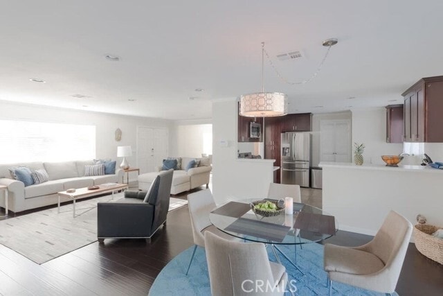 Building Photo - 980 N Biskra Rd