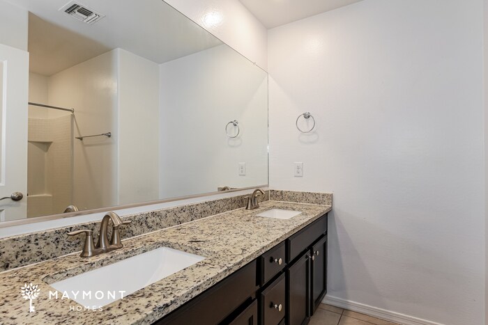 Building Photo - 8126 W Agora Ln