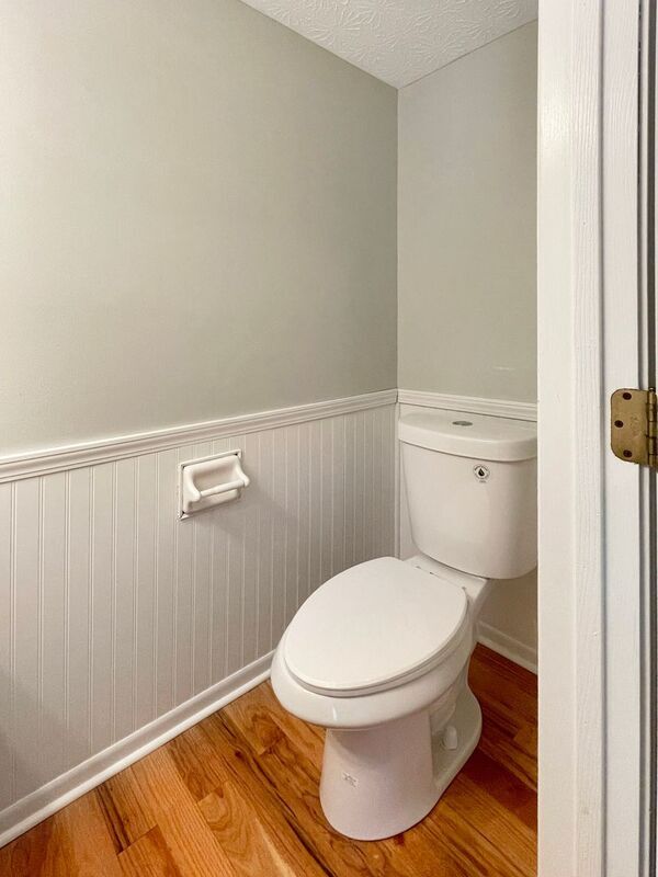 Building Photo - 2423 Rock Creek Ct