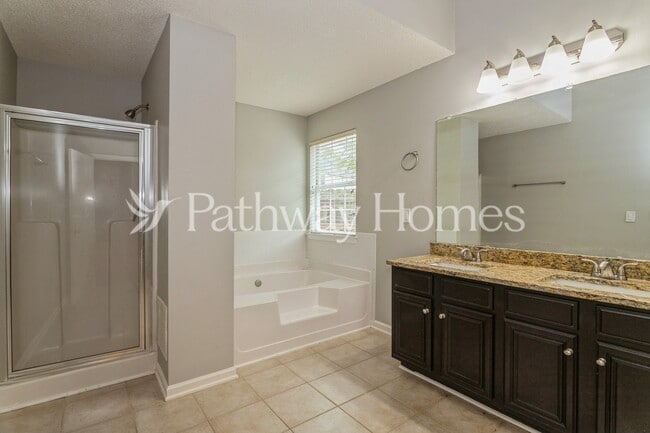 Building Photo - 4501 Holliday Rd