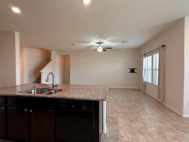 Building Photo - 148 Ammonite Ln