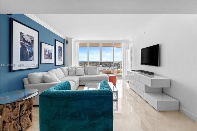 Building Photo - 21055 Yacht Club Dr