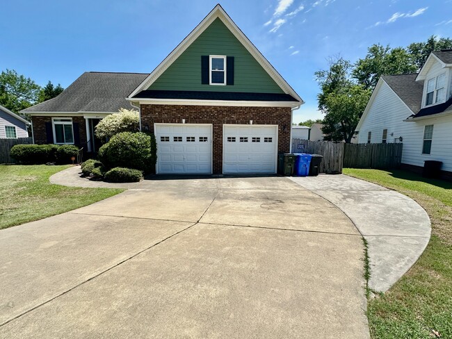 Building Photo - 2717 Millmann Rd