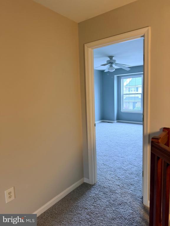 Building Photo - 156 Sparrow Rd