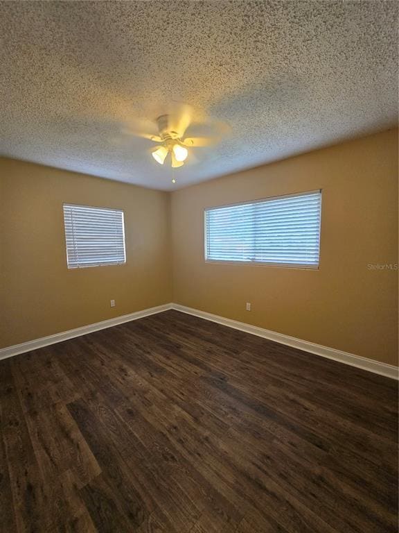 Building Photo - 1630 Summerdale Dr