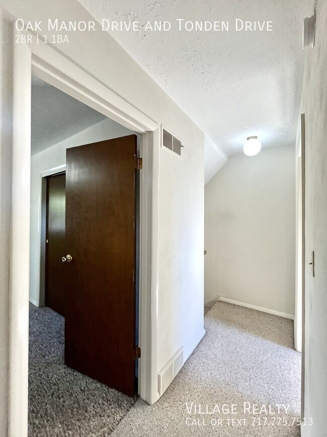 Building Photo - 188 Oak Manor Dr