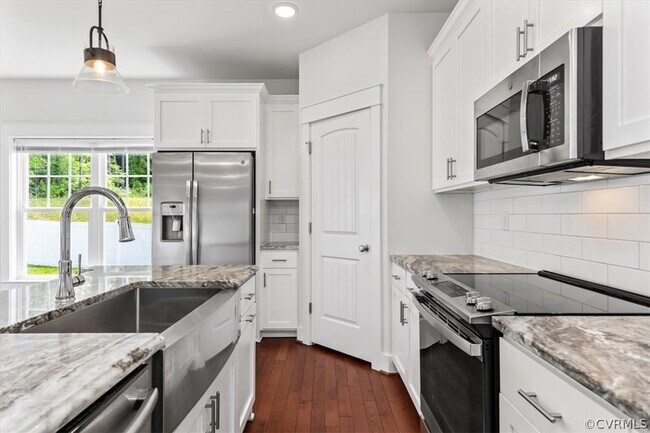 Building Photo - 4142 Tosh Ln