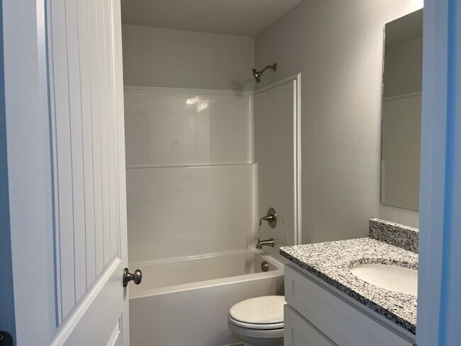 Building Photo - MADISON City Schools! MOVE IN READY NEW 4BR
