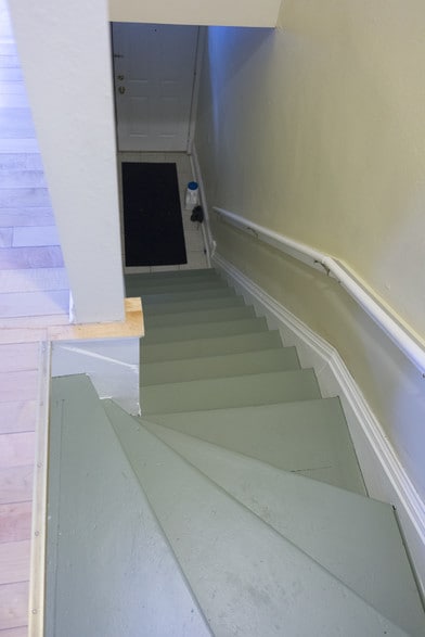 Stair leading to door - 724 E Center St