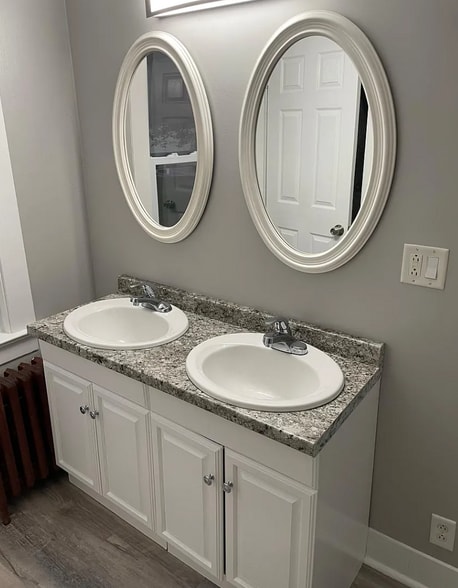 Main Floor Bath - 344 Fairport Rd