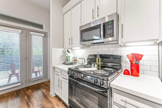 Building Photo - 2301 Grove Blvd