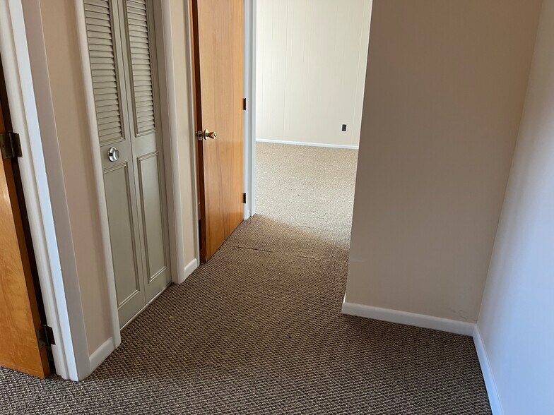 Building Photo - 535 S Wayne St