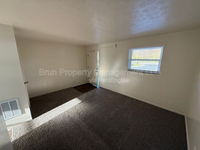 Building Photo - 4227 Coster Rd