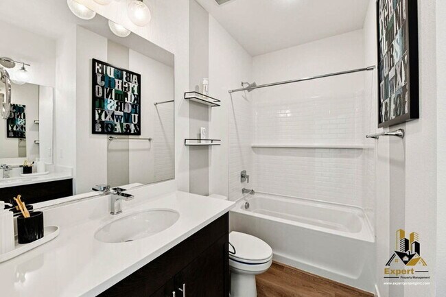 Building Photo - 8647 Starburst Way