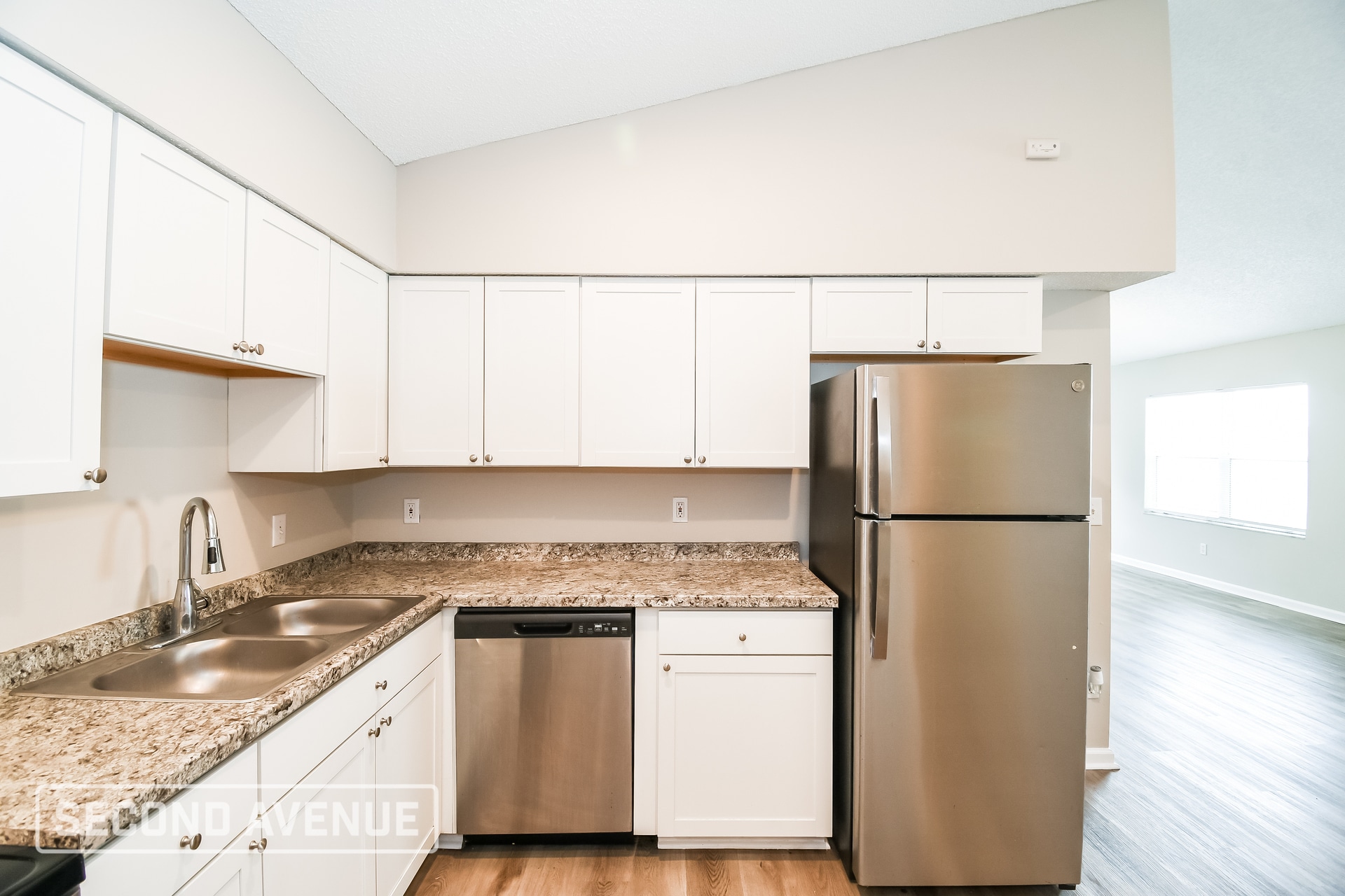 Building Photo - 6114 Delmar Pl
