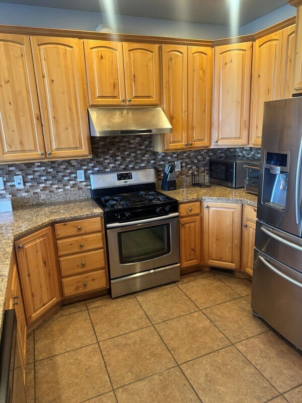 Building Photo - 5476 Cross Country Way