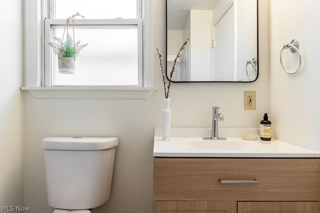 Building Photo - 4210 Clinton Ave