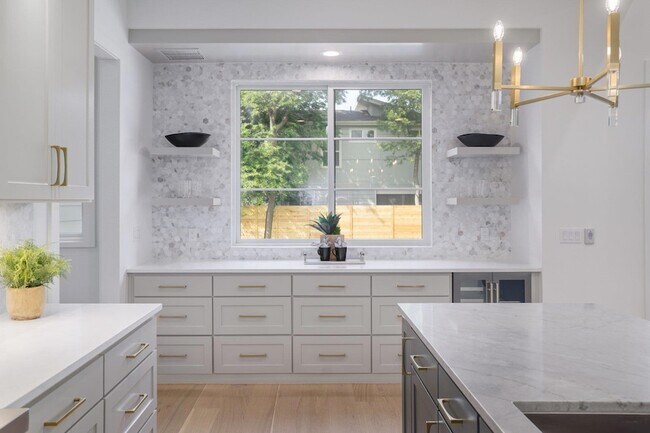 Building Photo - 1703 Piedmont Ave