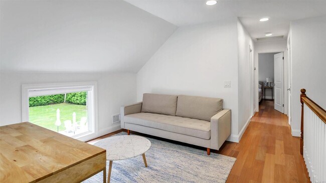 Building Photo - 4 Scrimshaw Dr