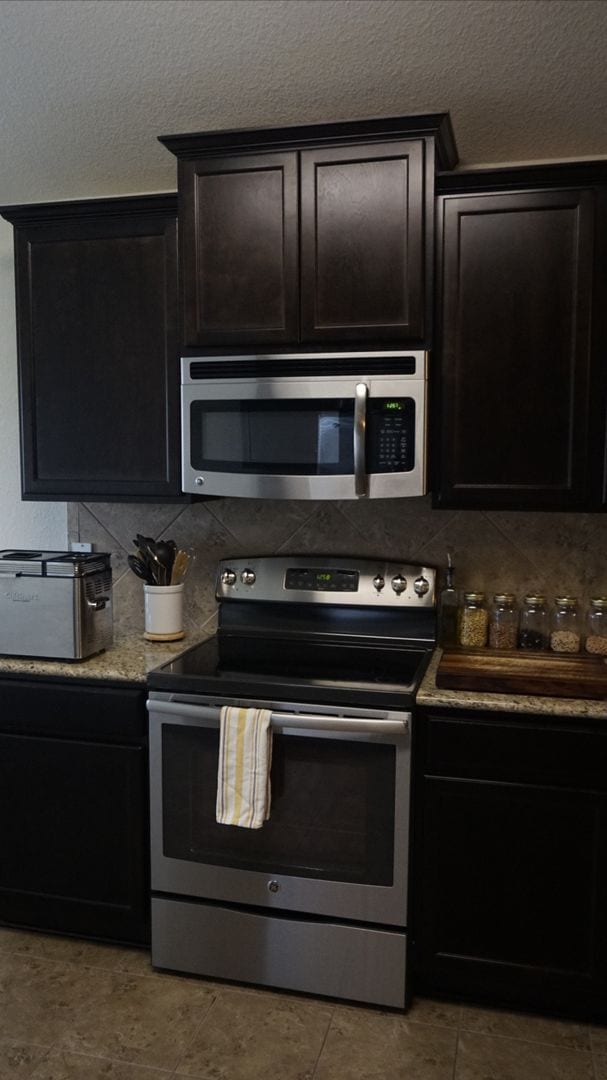 Building Photo - 6302 Cool Creek Dr