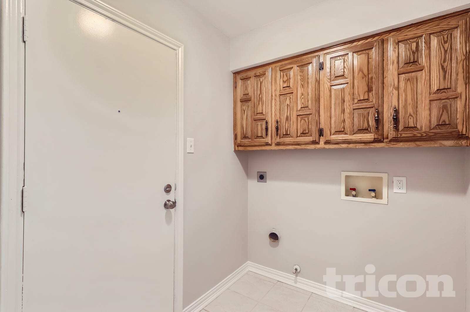 Building Photo - 2113 Tampico Dr