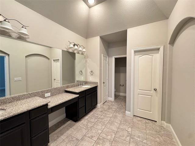 Building Photo - 2669 Sherwood Dr