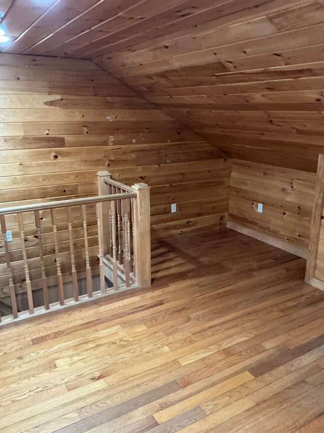 Building Photo - 165 Wiscasset Rd