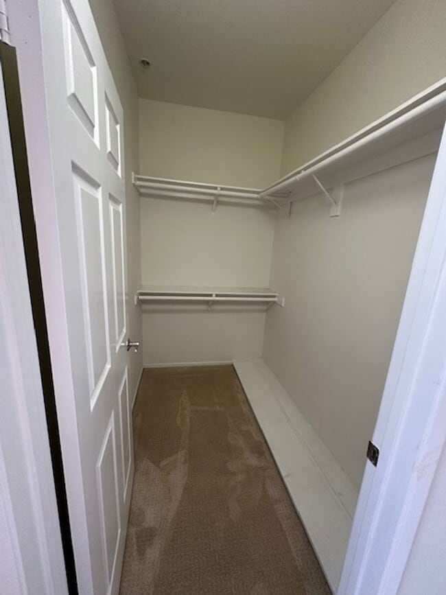 Building Photo - 620 S Gramercy Pl