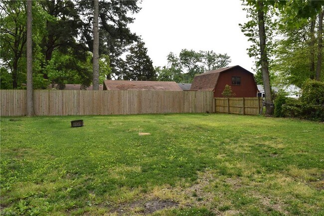 Building Photo - 1312 Sparrow Rd