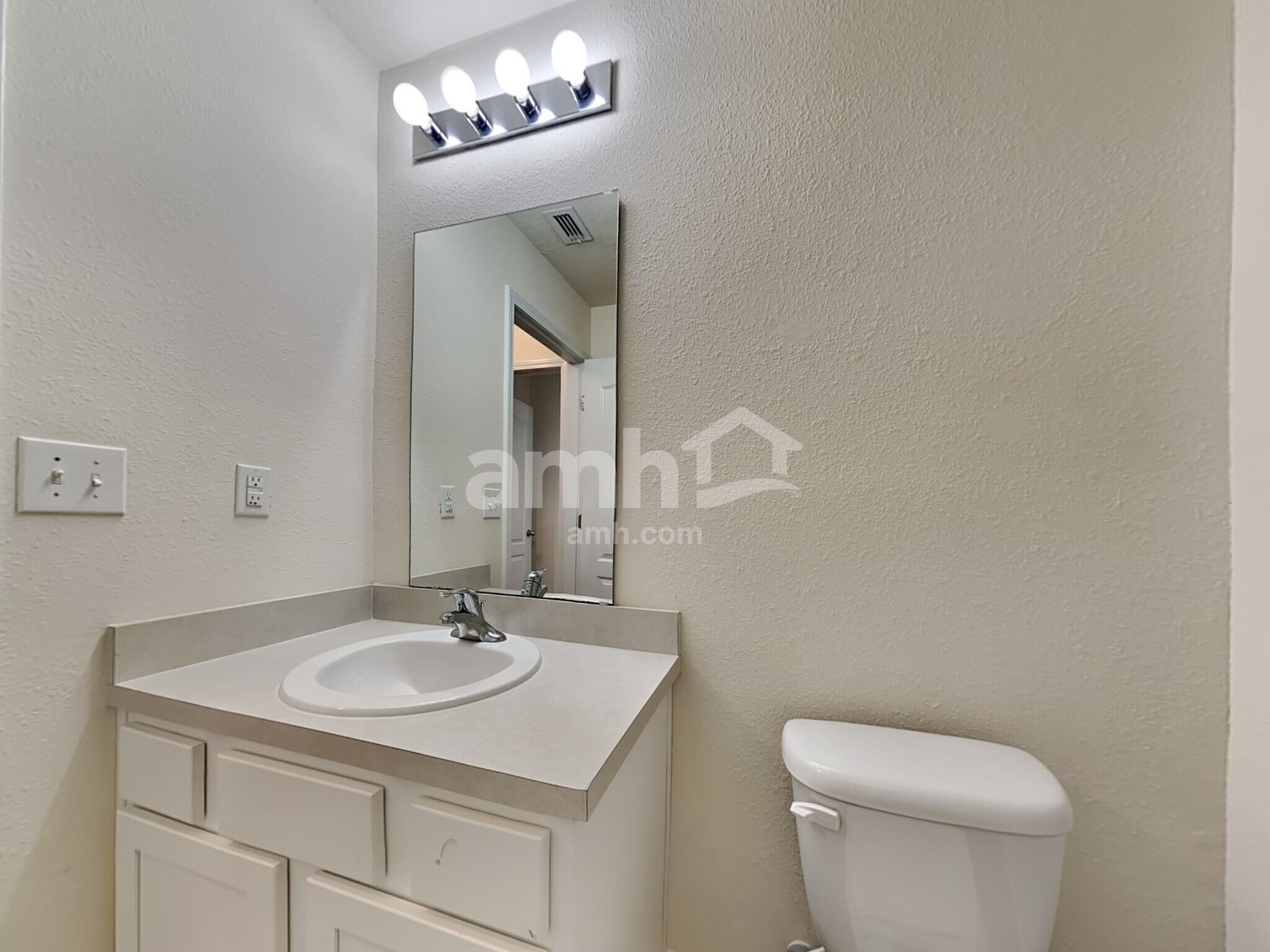 Building Photo - 3462 Lynn Ct