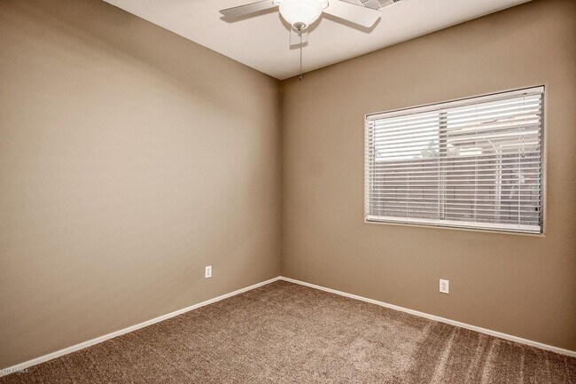 Building Photo - 13505 W Catalina Dr