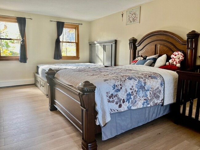 Building Photo - 188 Fernwood Dr