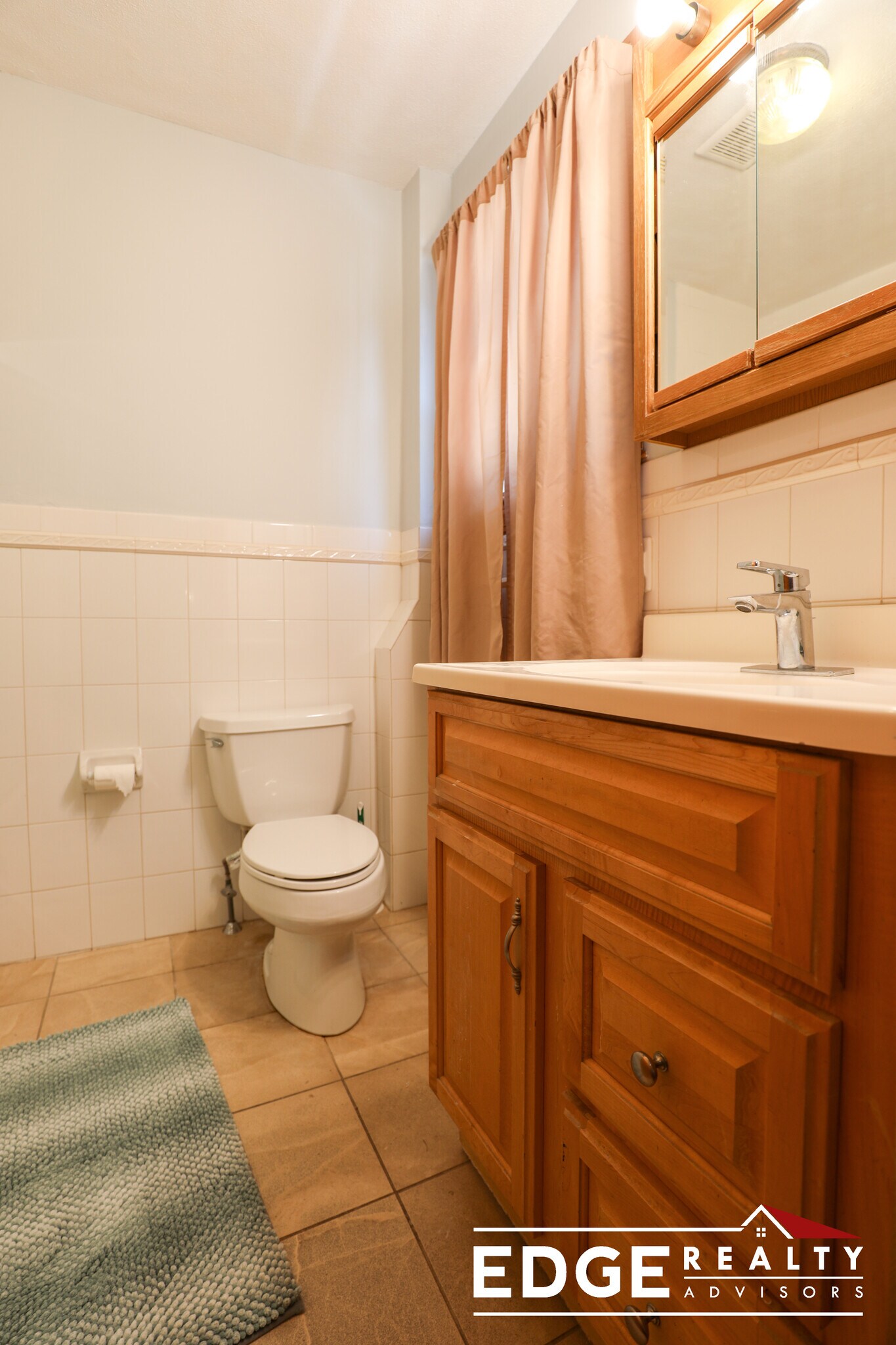 Building Photo - 42 Gerrish St