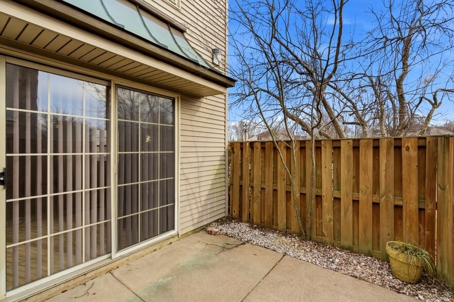 Building Photo - 3403 Waltham Ct