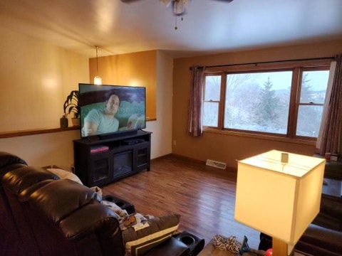 Building Photo - Heitman View Duplexes