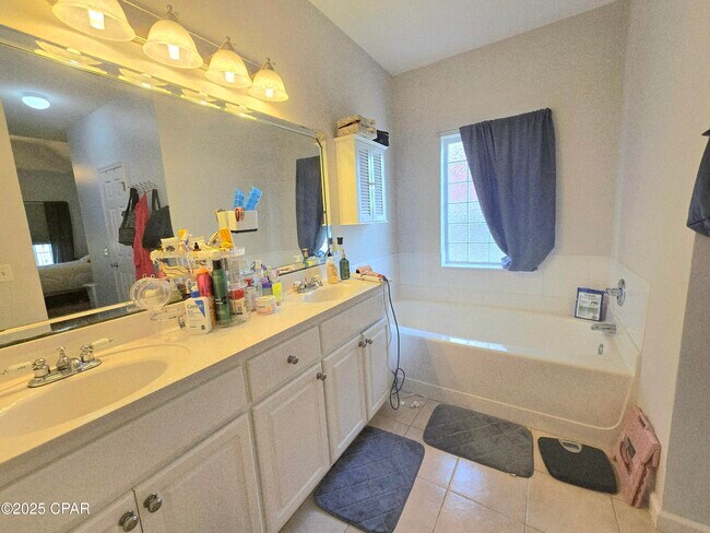 Building Photo - 2415 Camryns Crossing