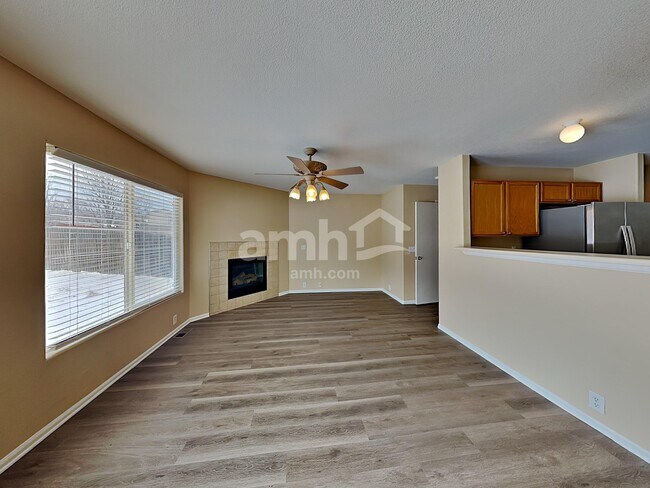 Building Photo - 1131 White Stone Way