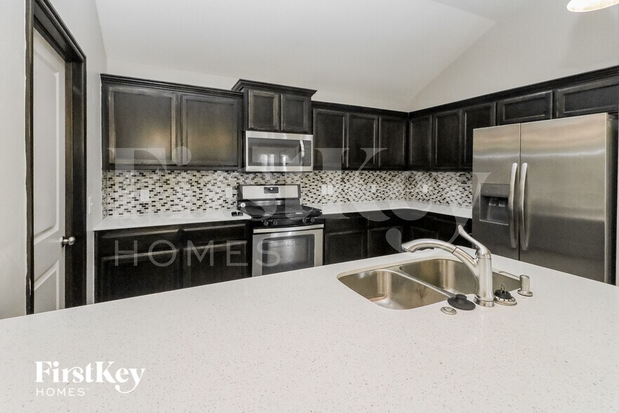 Building Photo - 3508 Slate River Dr