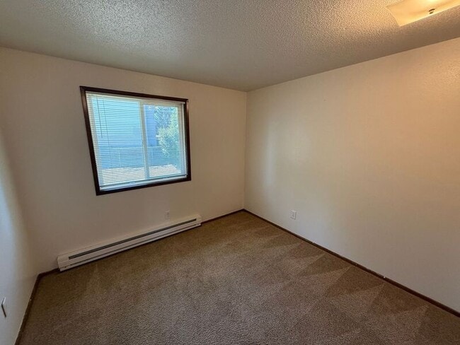 Building Photo - 3779 Iberis St NE